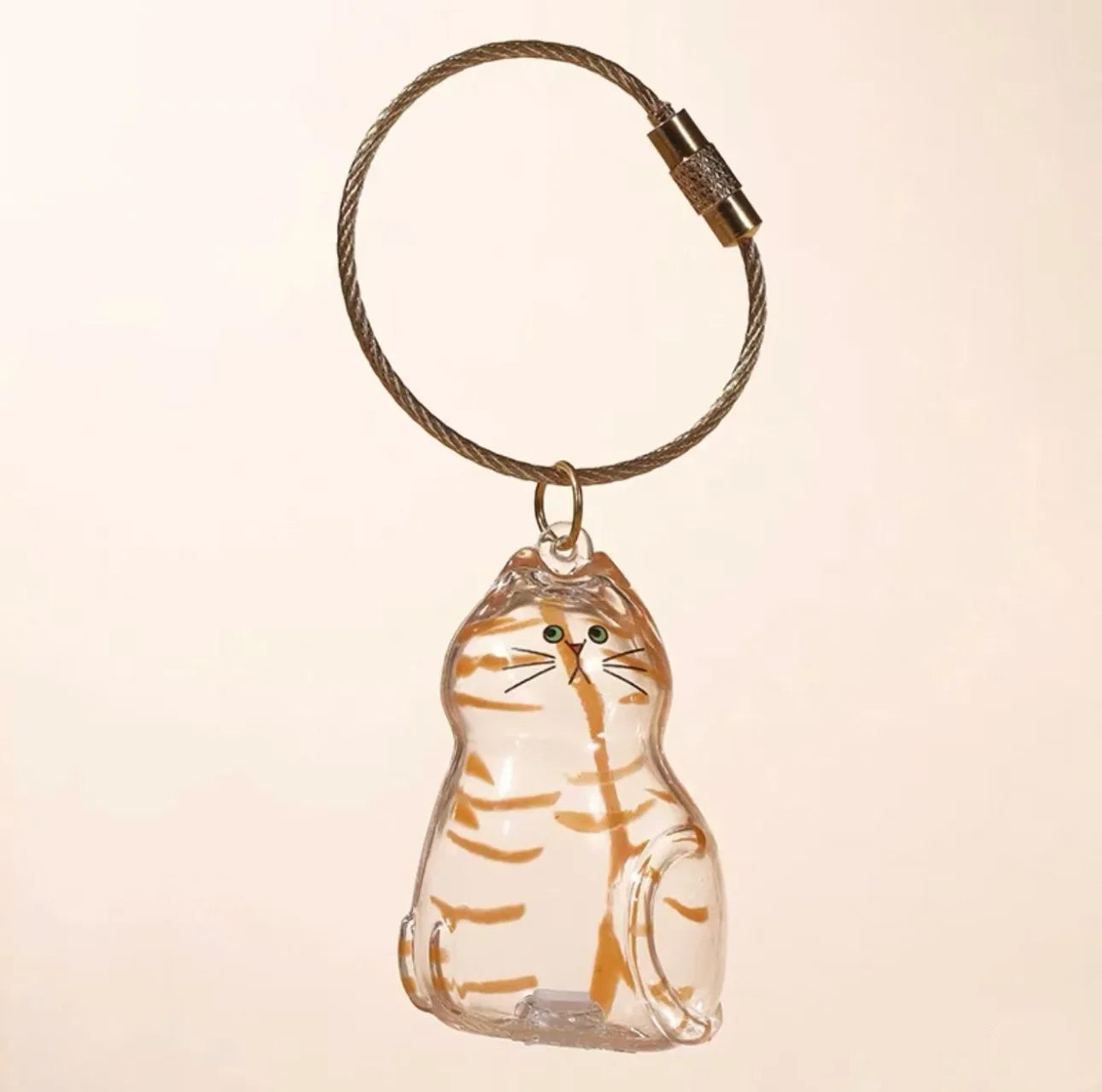 Cat Fur Memorial Keychain – Keepsake Pendant