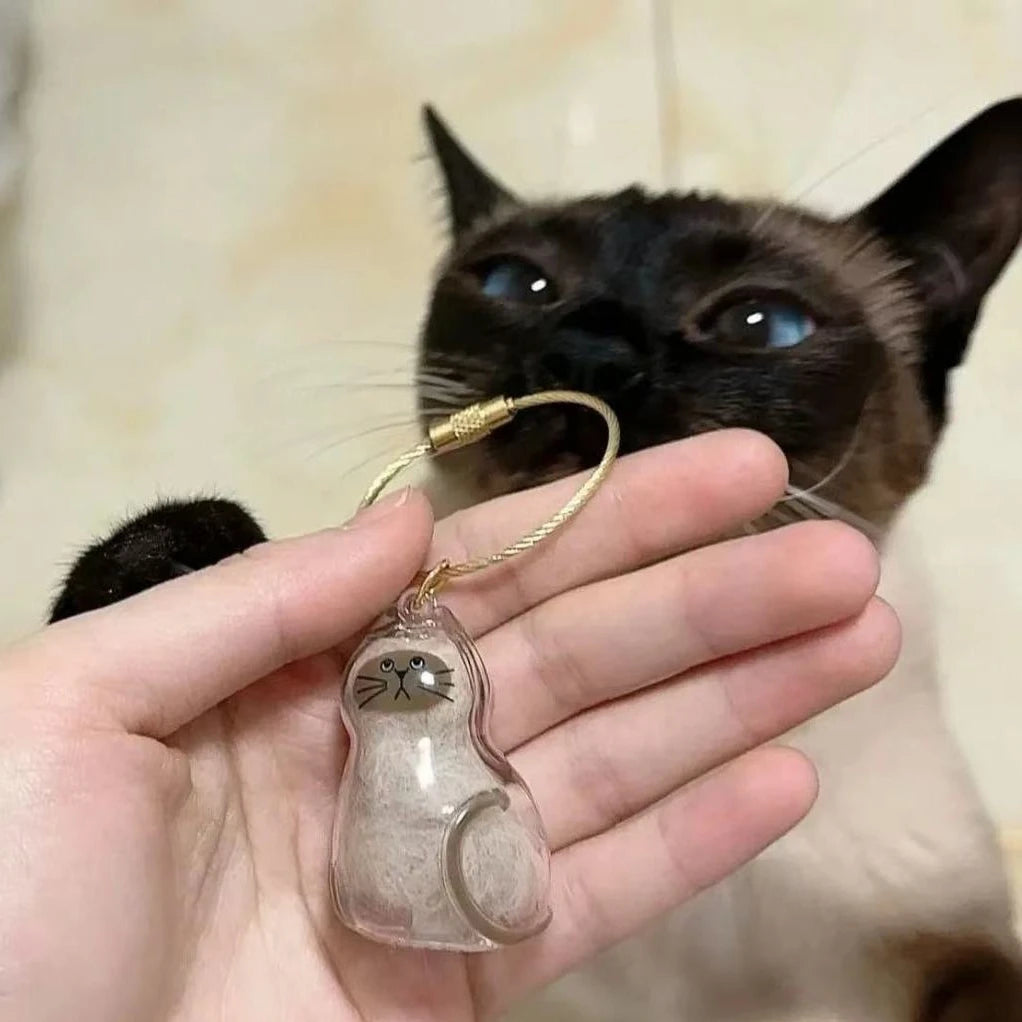 Cat Fur Memorial Keychain – Keepsake Pendant